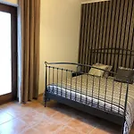 A Casa Amarela Pinheiro de Coja