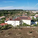 A Casa Amarela Pinheiro de Coja