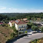 A Casa Amarela * Pinheiro de Coja
