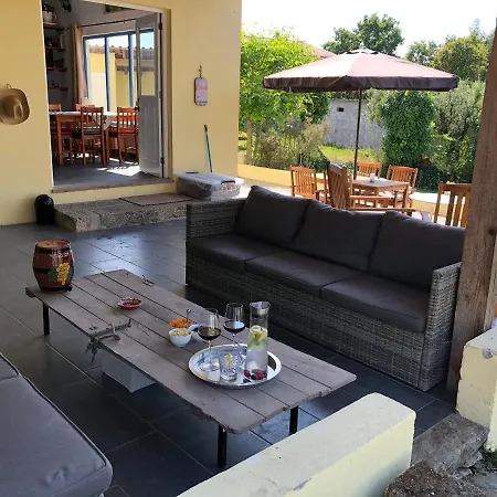 Apartament A Casa Amarela