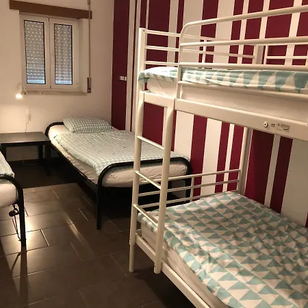 アパート A Casa Amarela Pinheiro de Coja