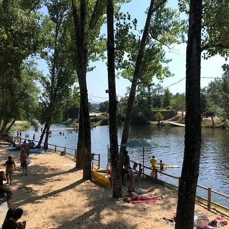 A Casa Amarela * Pinheiro de Coja