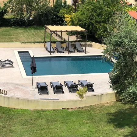 A Casa Amarela Apartment Pinheiro de Coja