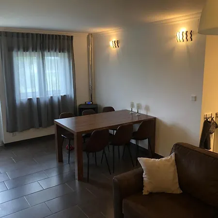 A Casa Amarela Apartament Pinheiro de Coja