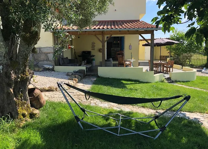 A Casa Amarela Appartement Pinheiro de Coja