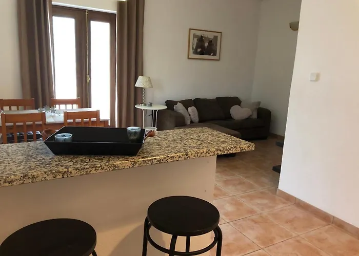 A Casa Amarela Appartement Pinheiro de Coja