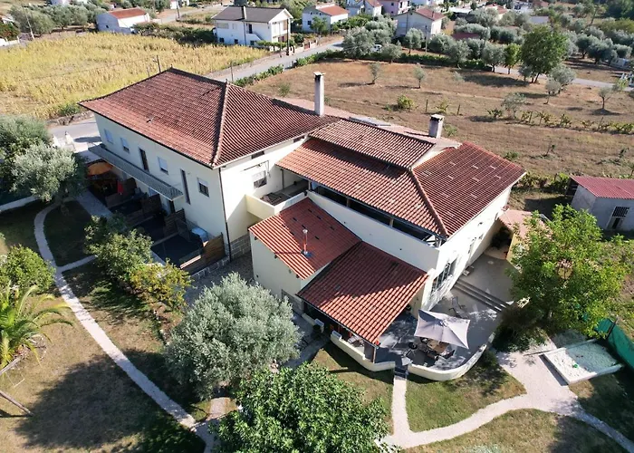 Appartement A Casa Amarela Pinheiro de Coja
